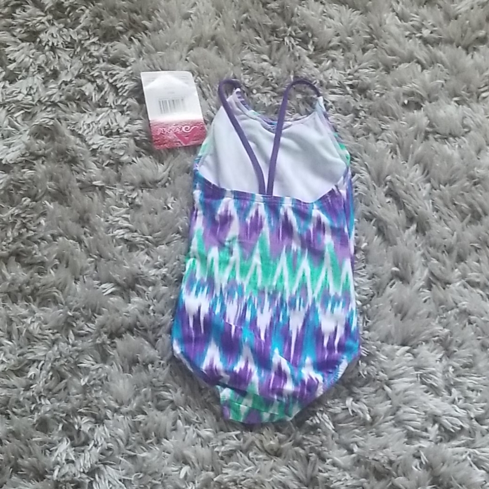 Girls swimsuit